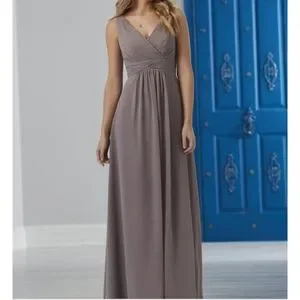Christina Wu | Dresses | Christina Wu Platinum Ruched Bodice Formal Dress 6  | Poshmark